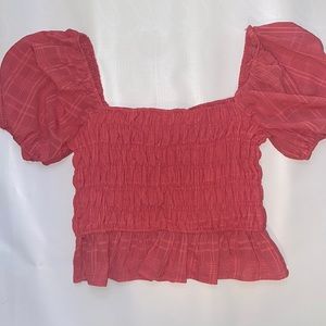 Coral puff sleeve top